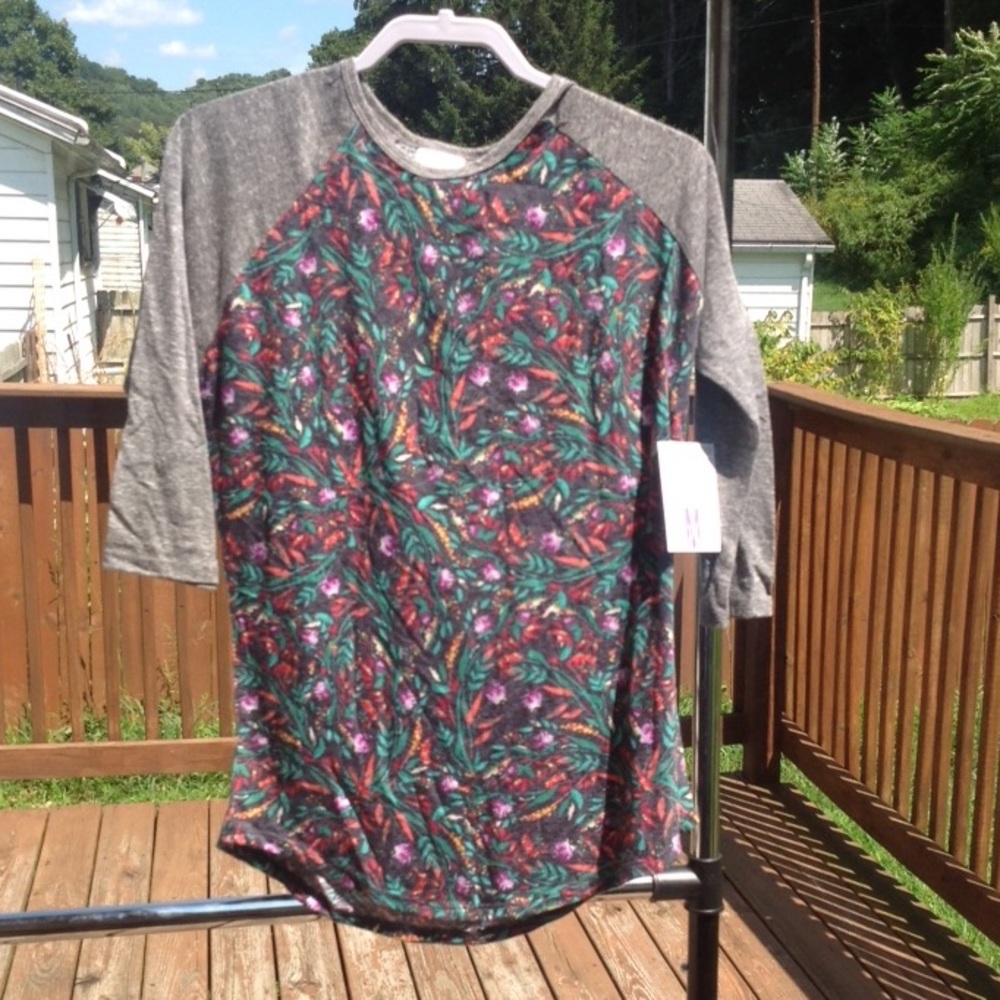 Lularoe Randy Shirt
